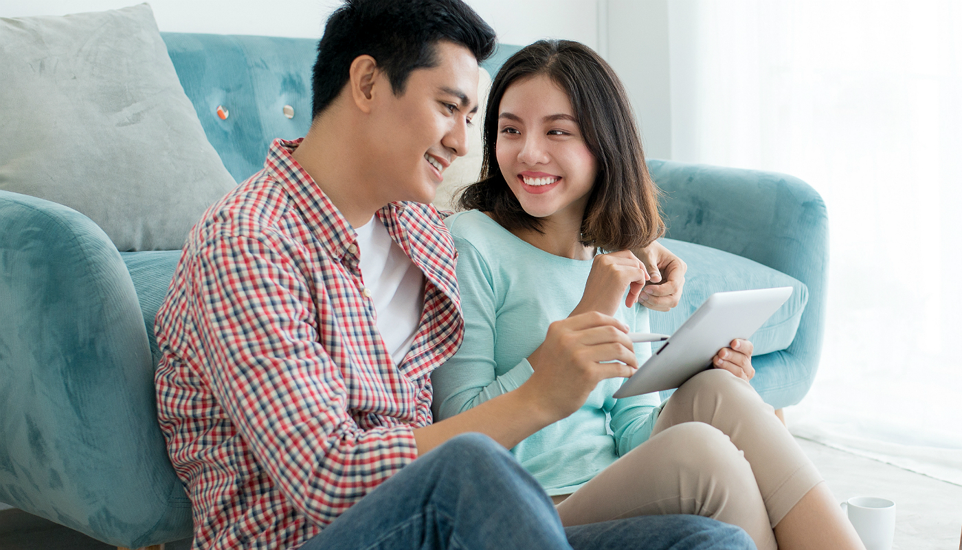 Casais que conversam 30 minutos todo dia têm conexão mais forte dentro e  fora do quarto - Mulher