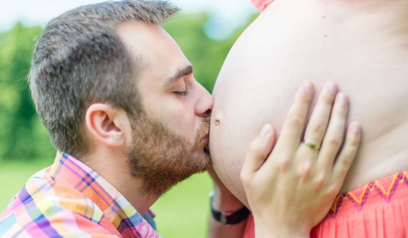 Frustração do pai: pediatra explica por que bebês se acalmam mais no colo  da mãe - Mulher